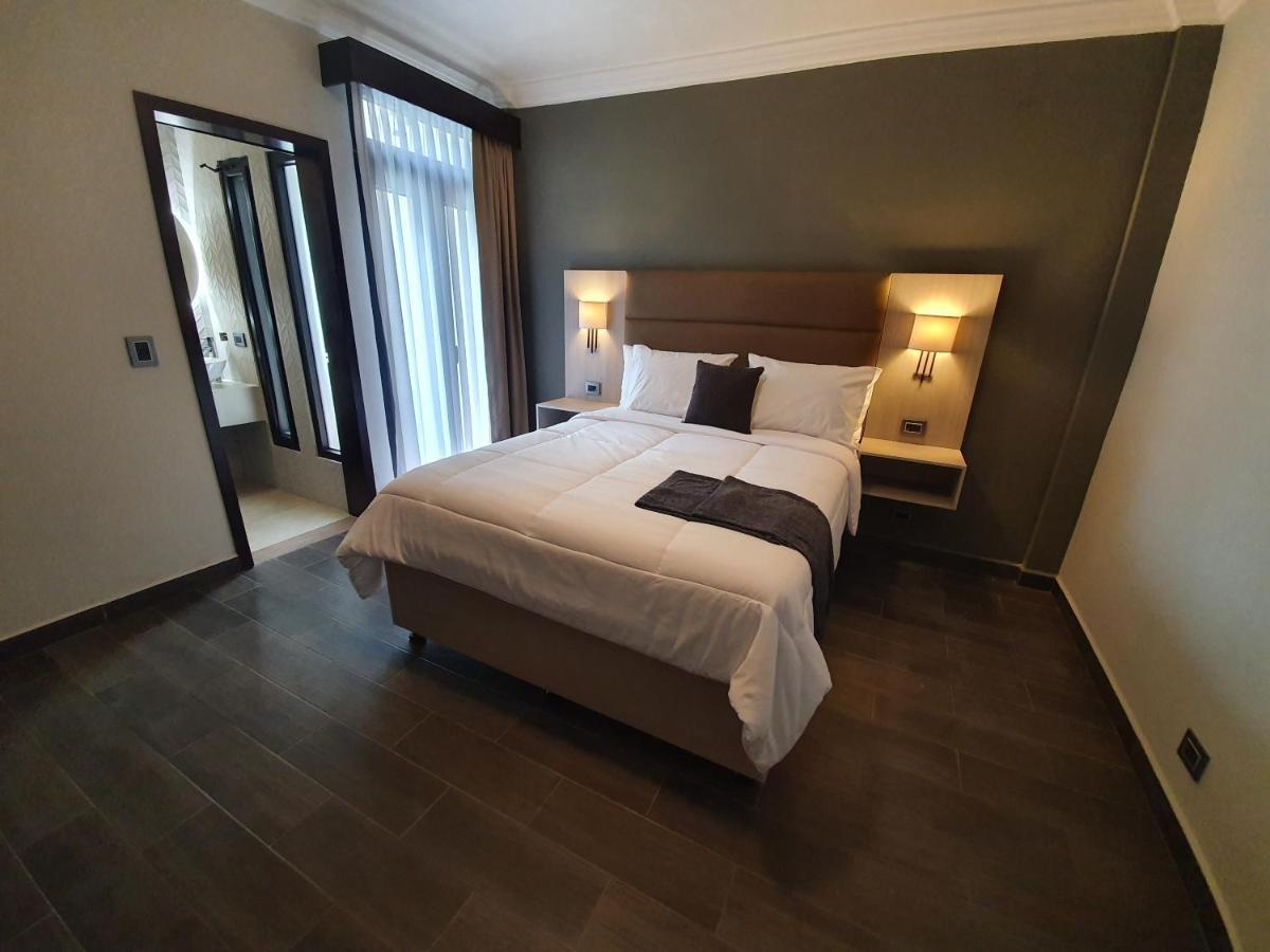L'Aurora Inn Guatemala City Exterior photo